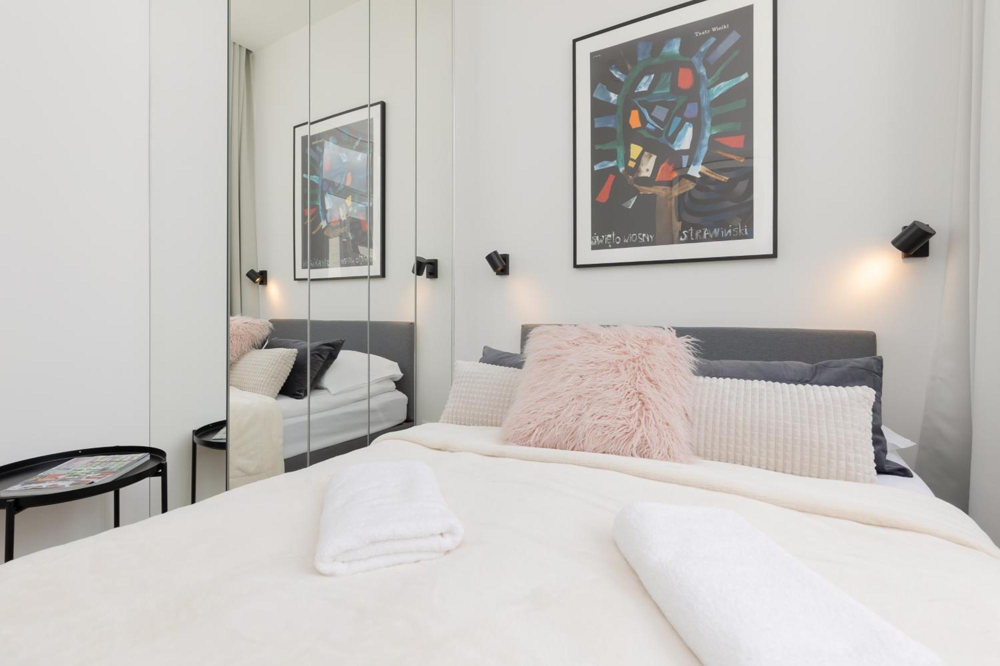 City Panorama Spacious Apartment By Renters Prestige Varsavia Esterno foto